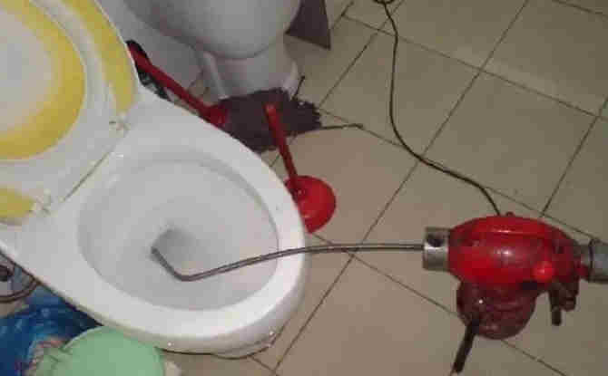 兴隆台马桶通下水